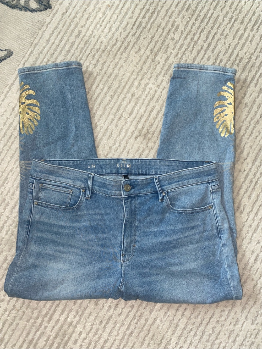 White House Black Market"The Slim" Crop Metallic Foil Gold Palm Leaf Jeans Sz 14
